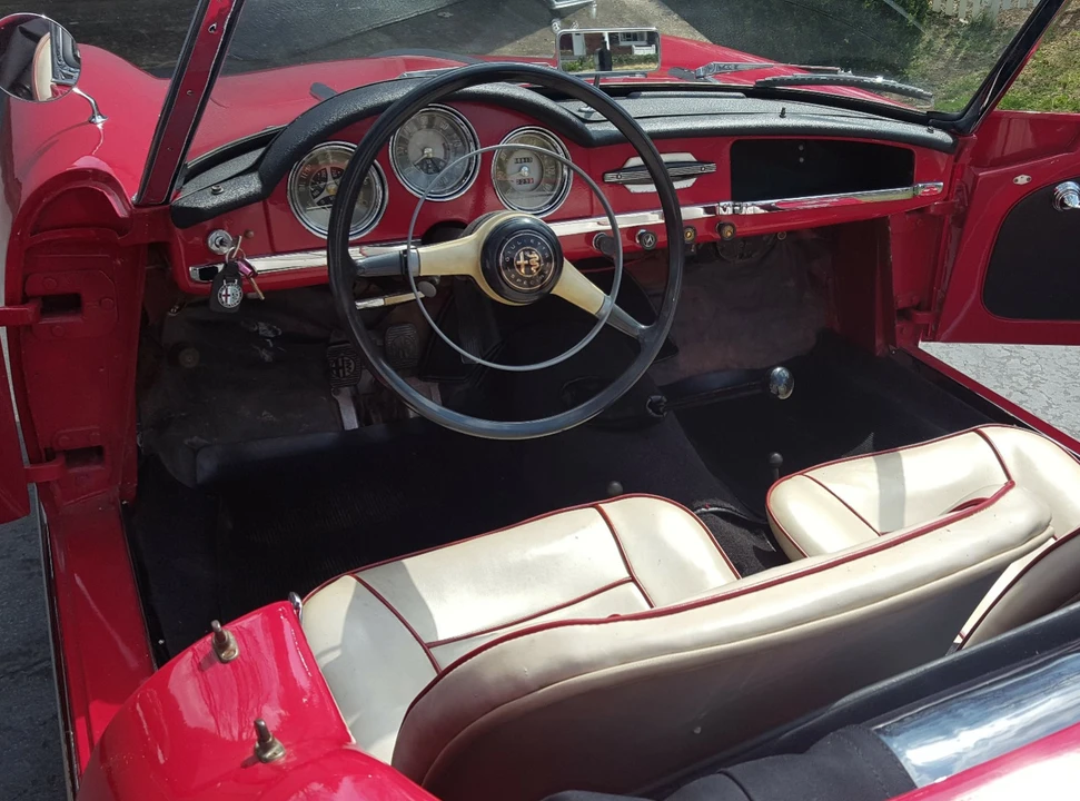1958 Alfa Romeo Giulietta - Image 12 of 31