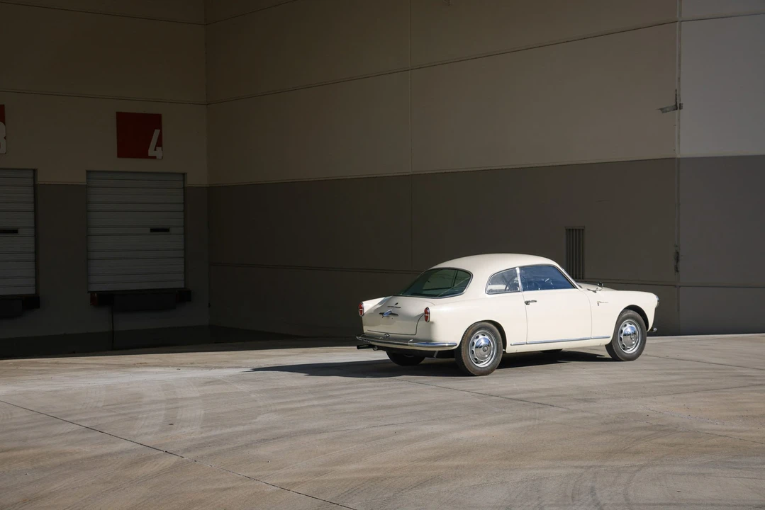 1958 Alfa Romeo Giulietta - Image 17 of 31