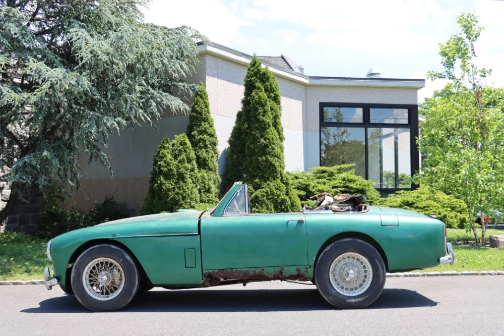 1958 Aston Martin DB1 & DB2 & DB2/4 & DB Mark III - Image 4 of 8