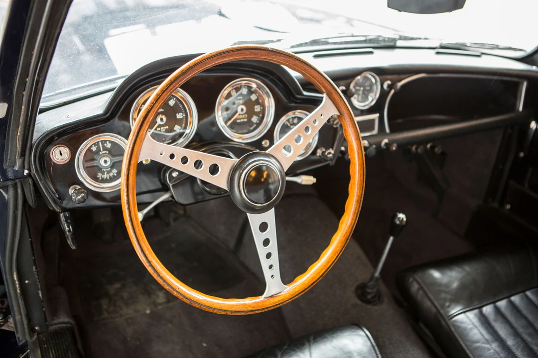 1958 Aston Martin DB1 & DB2 & DB2/4 & DB Mark III - Image 16 of 17