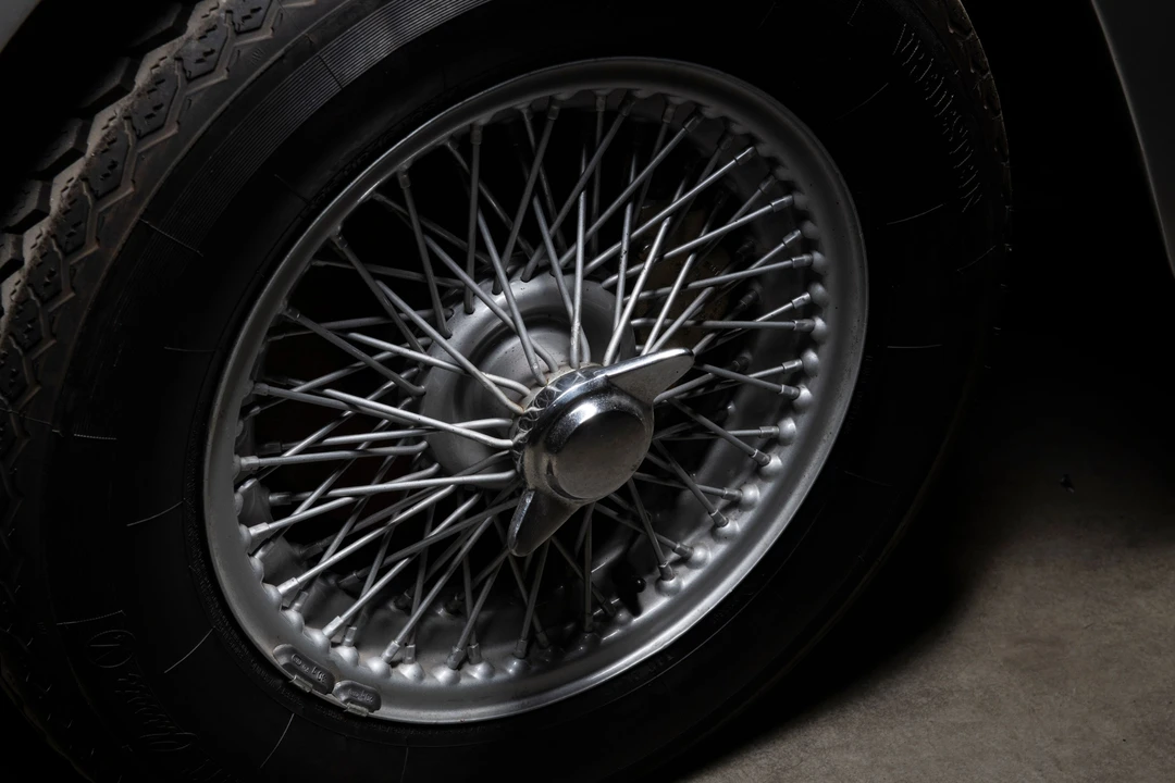 1958 Aston Martin DB1 & DB2 & DB2/4 & DB Mark III - Image 30 of 31