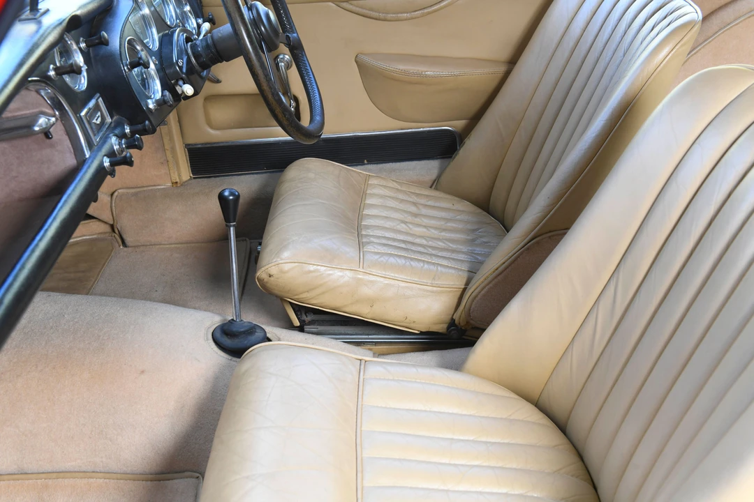 1958 Aston Martin DB1 & DB2 & DB2/4 & DB Mark III - Image 15 of 31