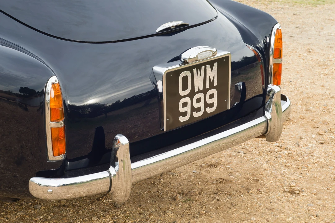 1958 Aston Martin DB1 & DB2 & DB2/4 & DB Mark III - Image 29 of 30