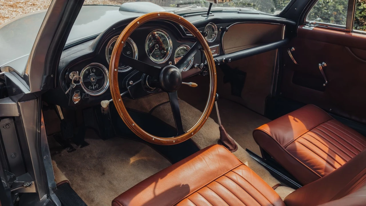 1958 Aston Martin DB1 & DB2 & DB2/4 & DB Mark III - Image 2 of 13