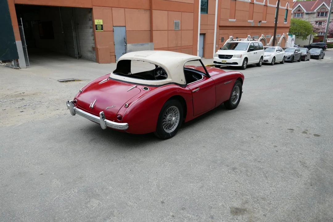 1958 Austin-Healey 100-6 - Image 18 of 31