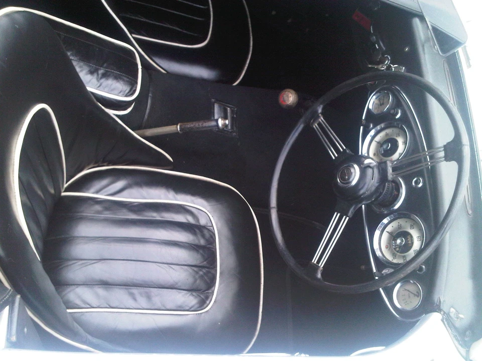 1958 Austin-Healey 100-6 - Image 2 of 2