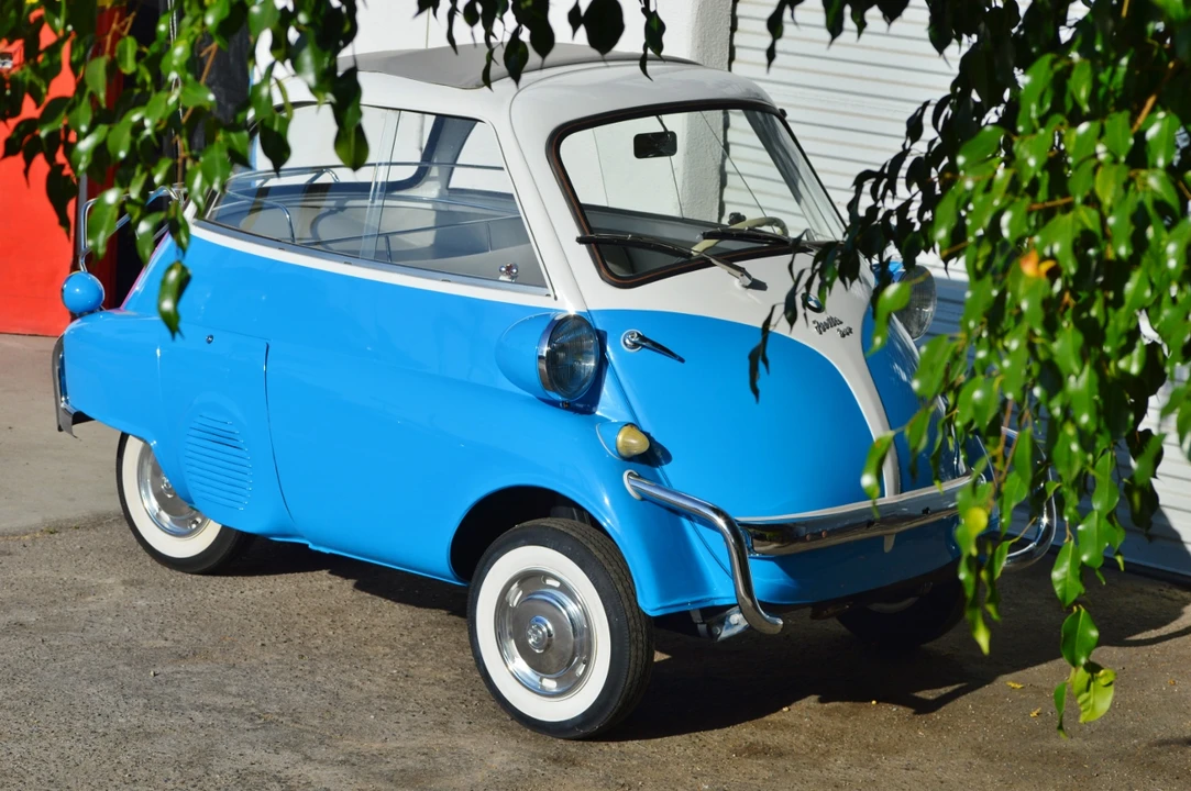 1958 BMW Isetta - Image 2 of 31