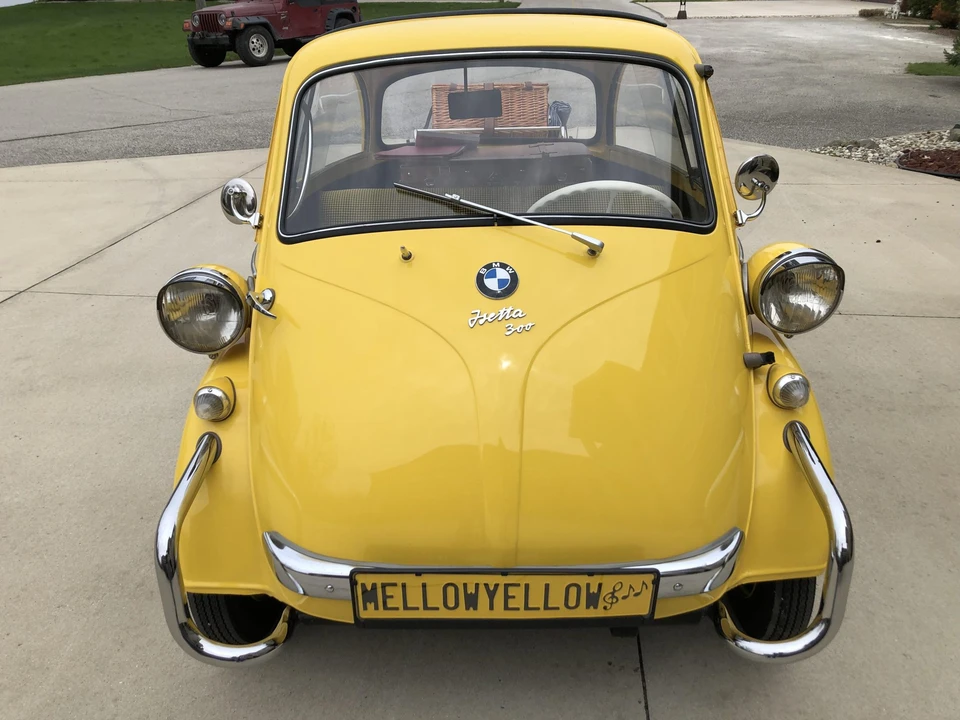 1958 BMW Isetta - Image 2 of 31