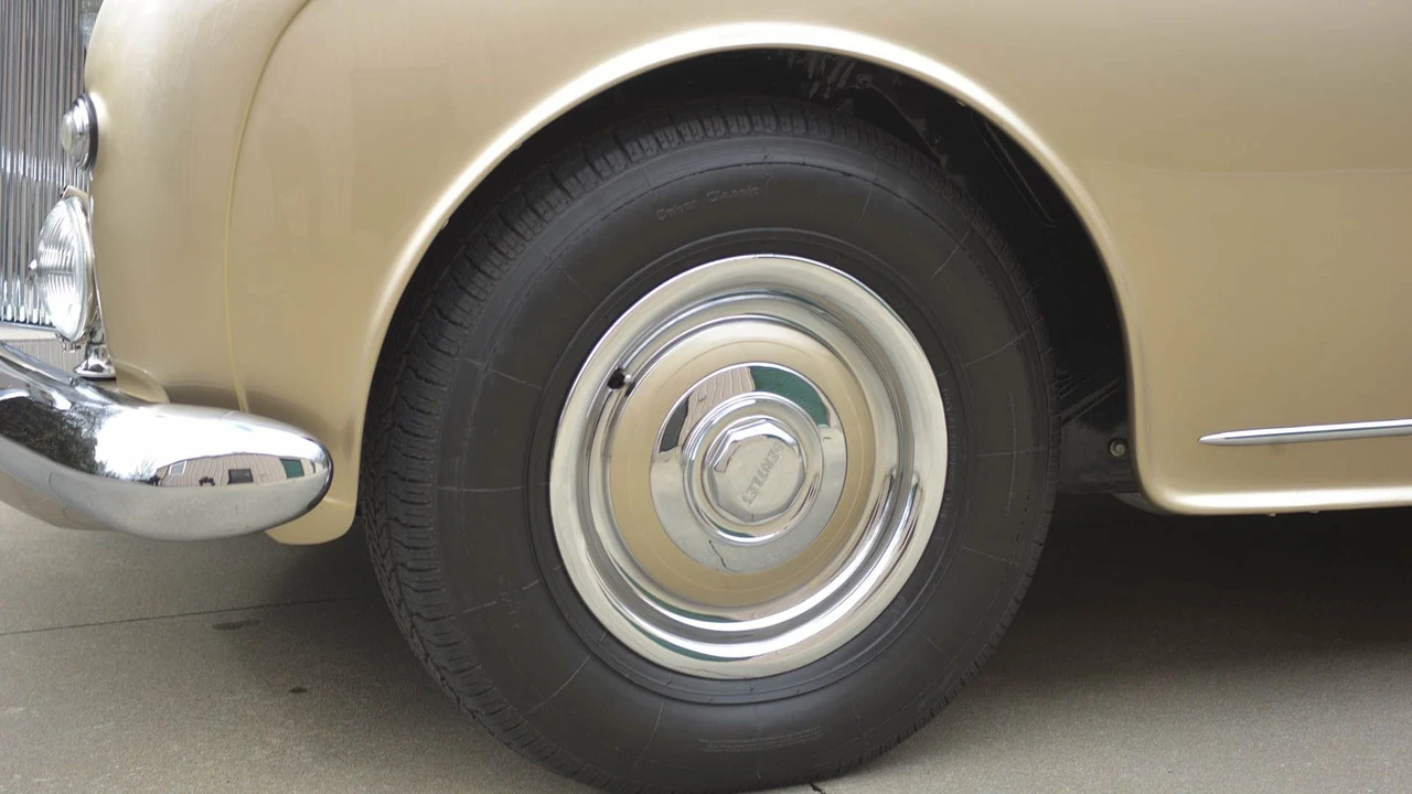 1958 Bentley S1 Continental - Image 25 of 31