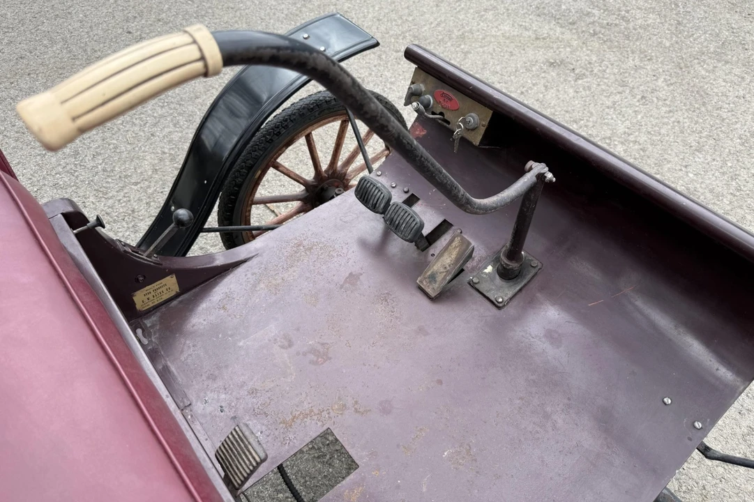 1958 Oldsmobile - Image 6 of 8