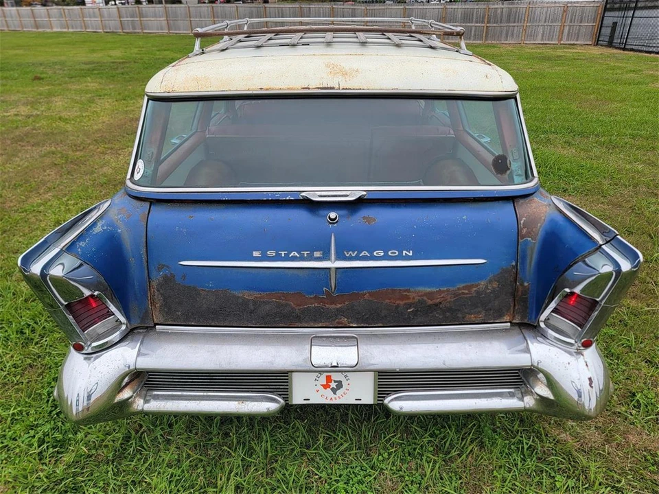 1958 Buick Roadmaster - Image 7 of 31