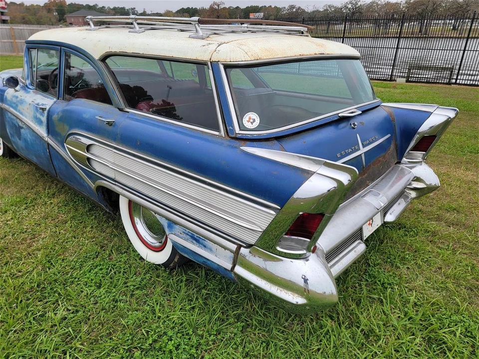 1958 Buick Roadmaster - Image 12 of 31