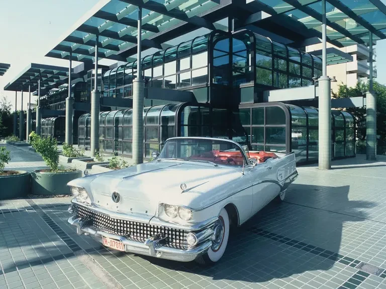 1958 Buick Roadmaster - Image 2 of 2