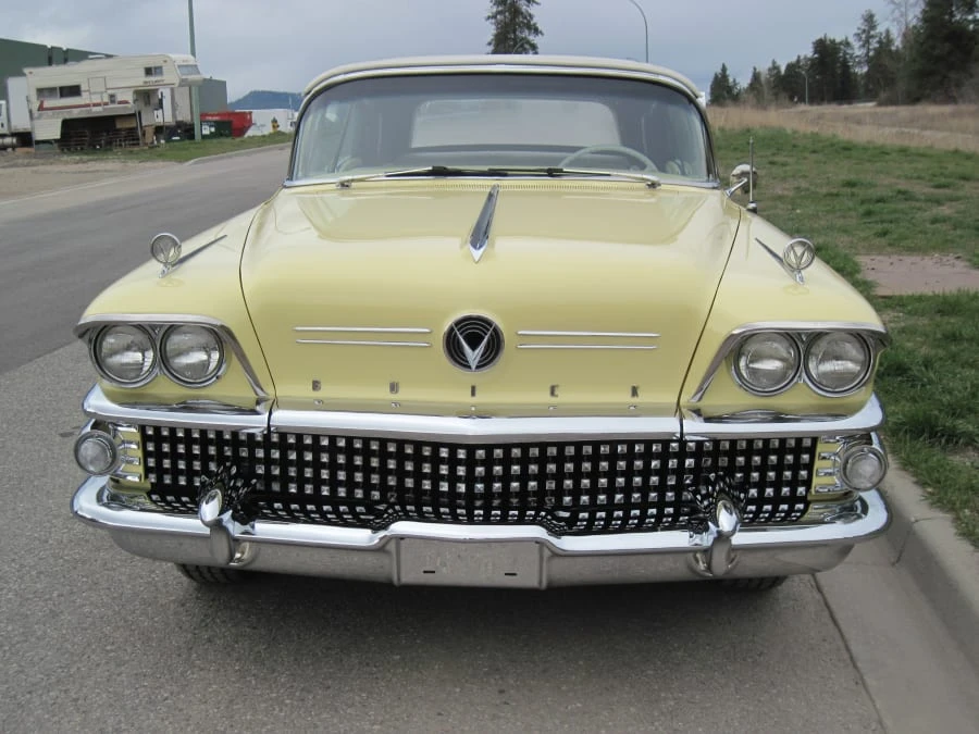 1958 Buick Roadmaster - Image 10 of 10