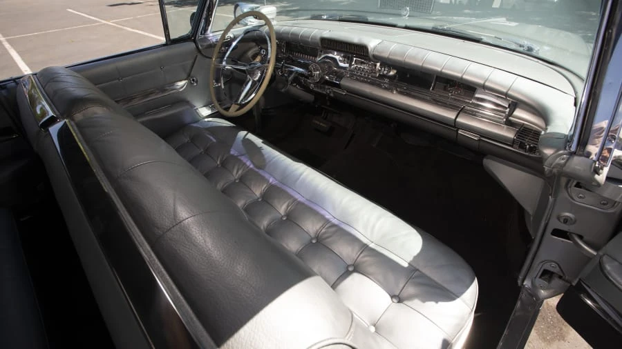 1958 Buick Roadmaster - Image 8 of 31