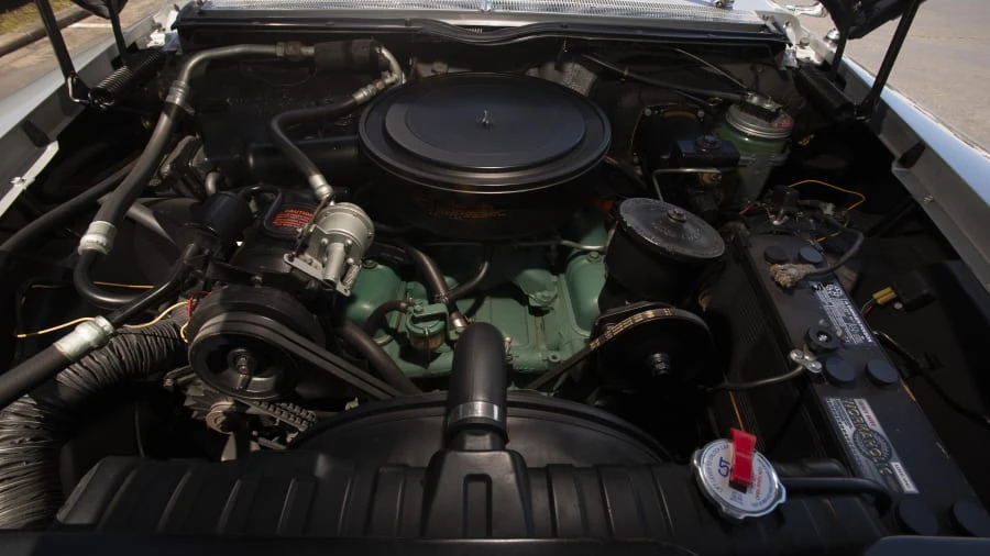 1958 Buick Roadmaster - Image 12 of 31