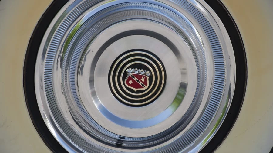 1958 Buick Roadmaster - Image 20 of 31