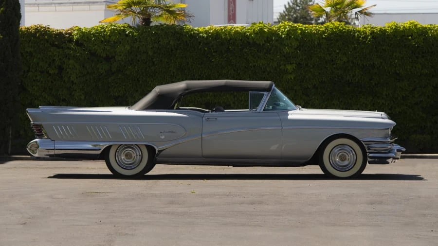 1958 Buick Roadmaster - Image 30 of 31