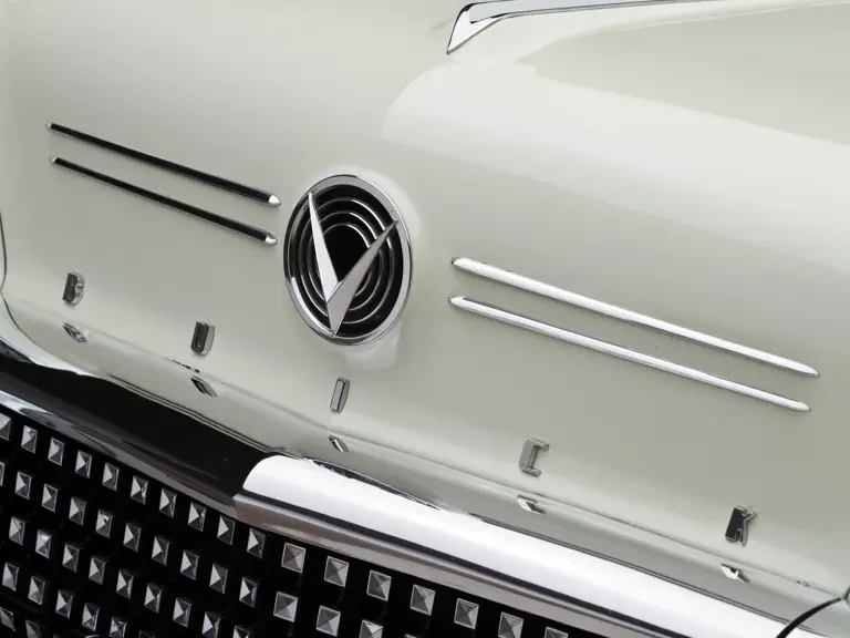 1958 Buick Roadmaster - Image 13 of 21