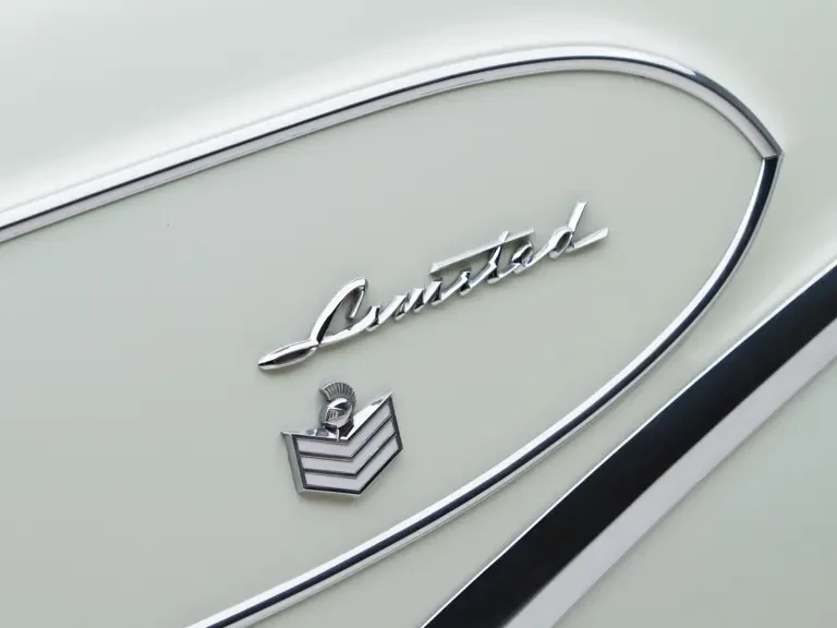 1958 Buick Roadmaster - Image 7 of 21