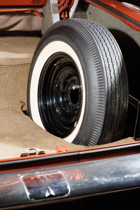 1958 Buick Roadmaster - Image 30 of 31
