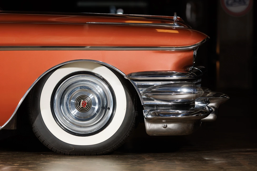 1958 Buick Roadmaster - Image 16 of 31