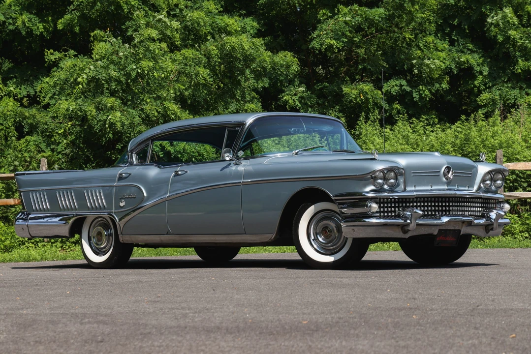 1958 Buick Roadmaster - Image 11 of 31