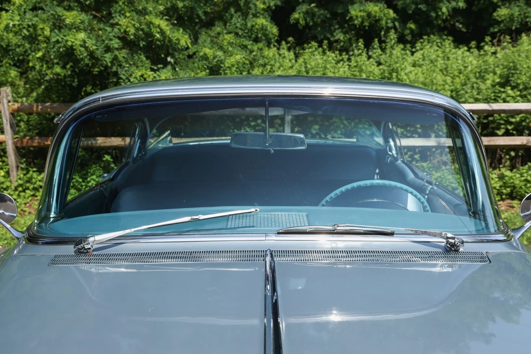 1958 Buick Roadmaster - Image 17 of 31