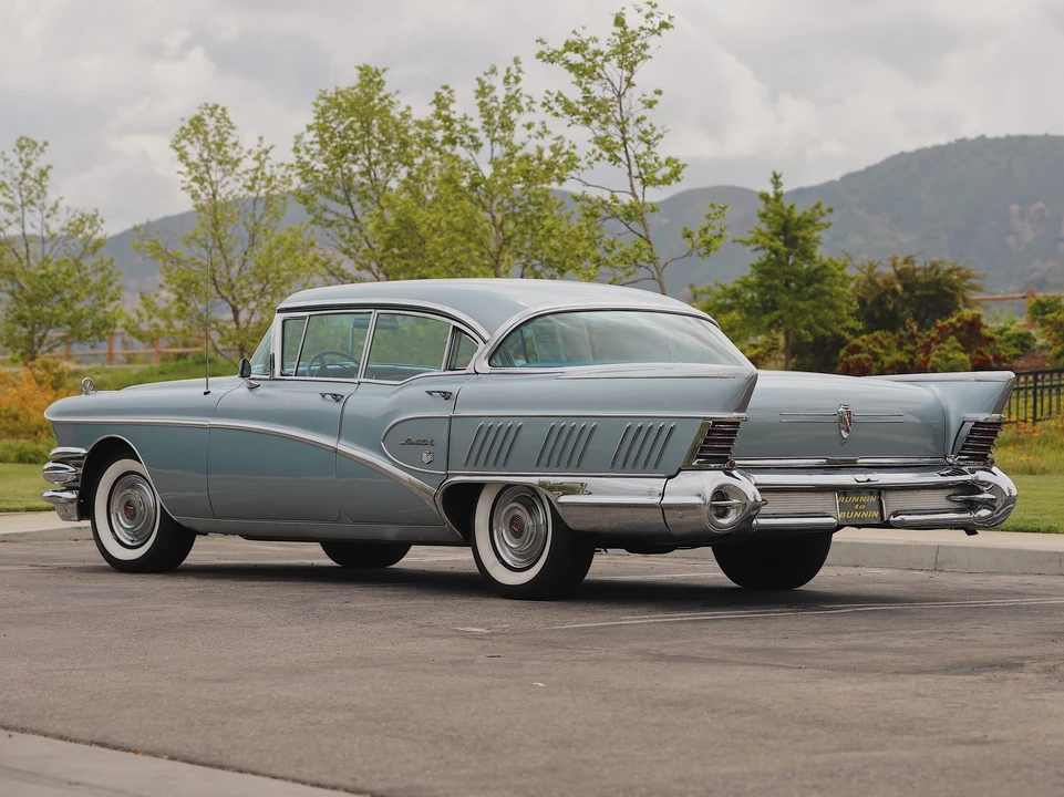 1958 Buick Roadmaster - Image 15 of 31
