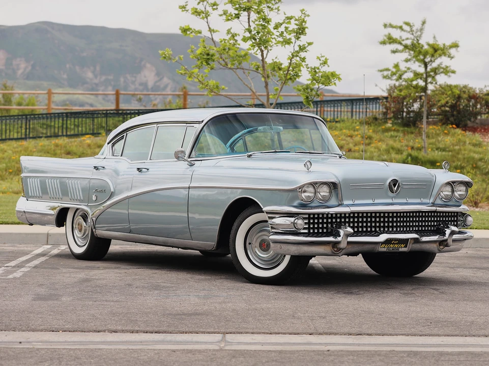 1958 Buick Roadmaster - Image 7 of 31