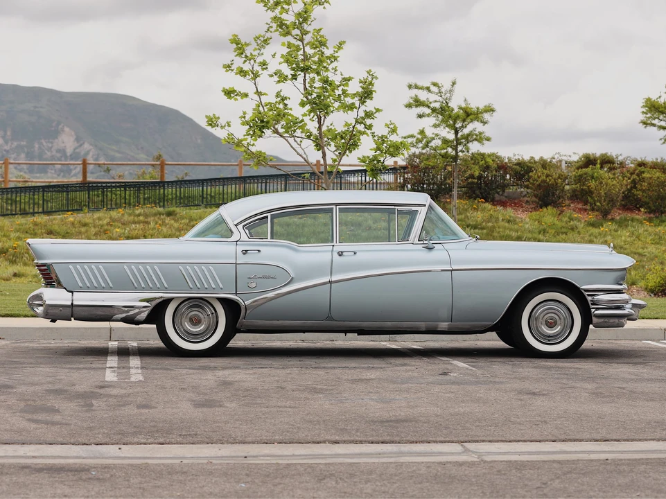 1958 Buick Roadmaster - Image 8 of 31
