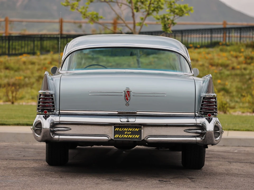 1958 Buick Roadmaster - Image 11 of 31