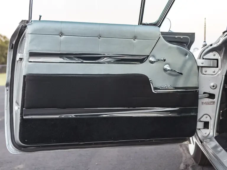 1958 Buick Riviera - Image 31 of 31