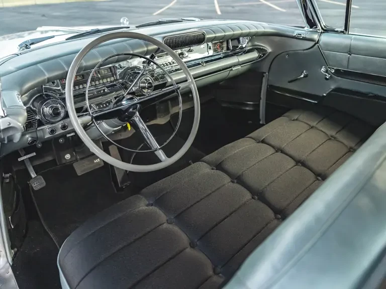 1958 Buick Riviera - Image 5 of 31