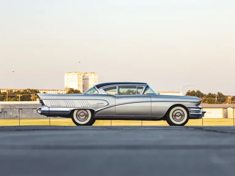 1958 Buick Riviera - Image 6 of 31