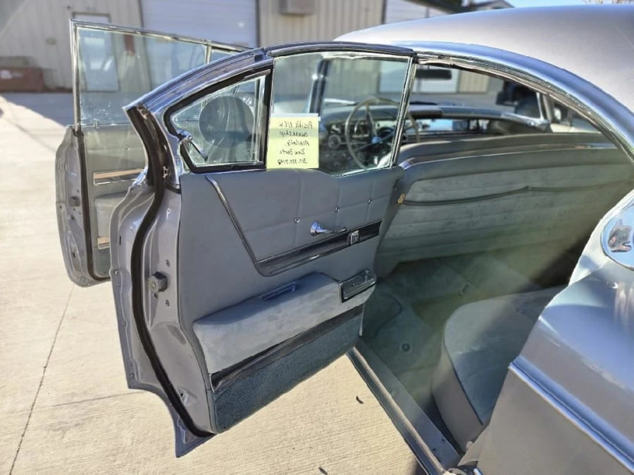 1958 Buick Roadmaster - Image 10 of 11