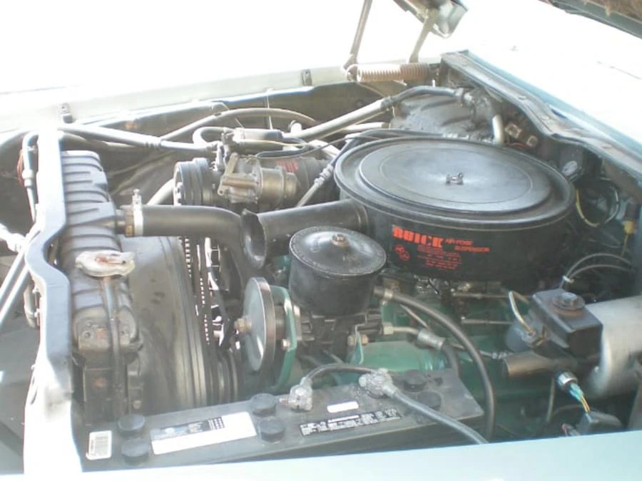 1958 Buick Roadmaster - Image 6 of 8