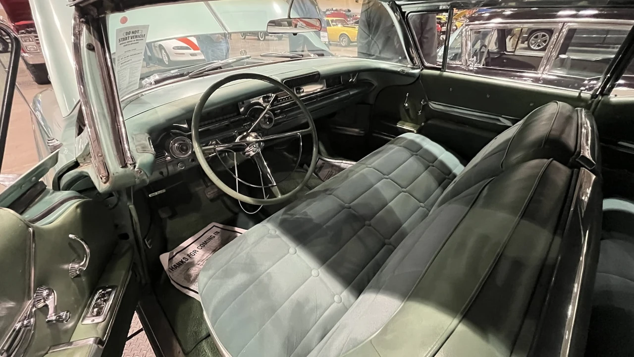 1958 Buick Roadmaster - Image 3 of 4