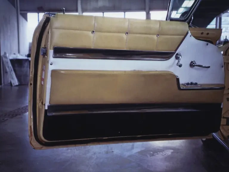 1958 Buick Roadmaster - Image 9 of 12
