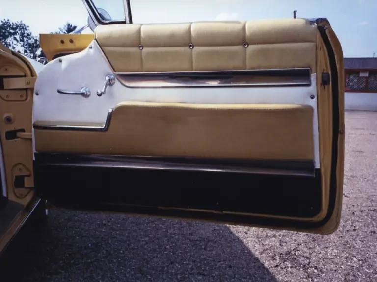 1958 Buick Roadmaster - Image 10 of 12