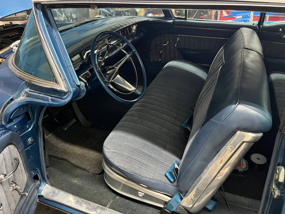 1958 Buick Riviera - Image 6 of 8