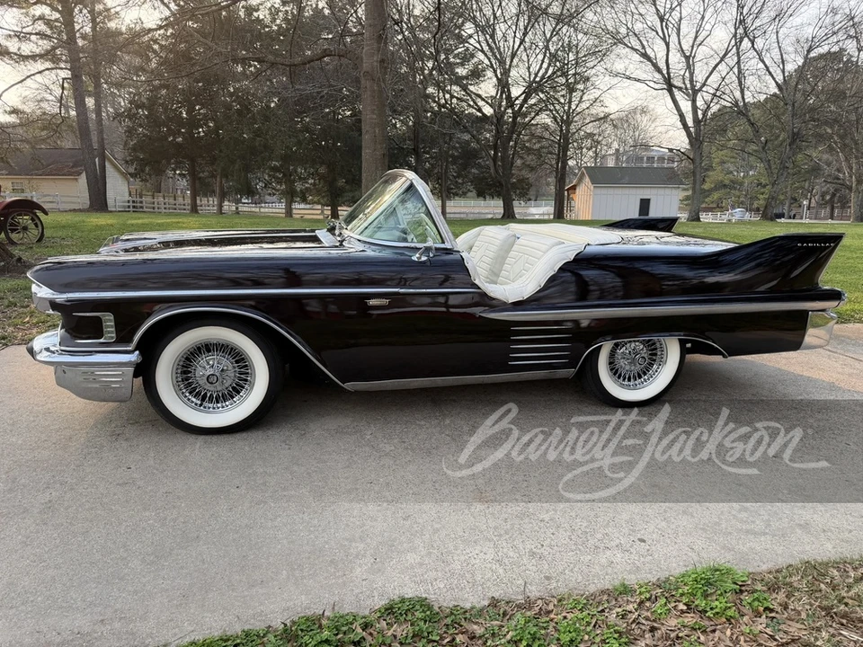 1958 Cadillac - Image 11 of 16
