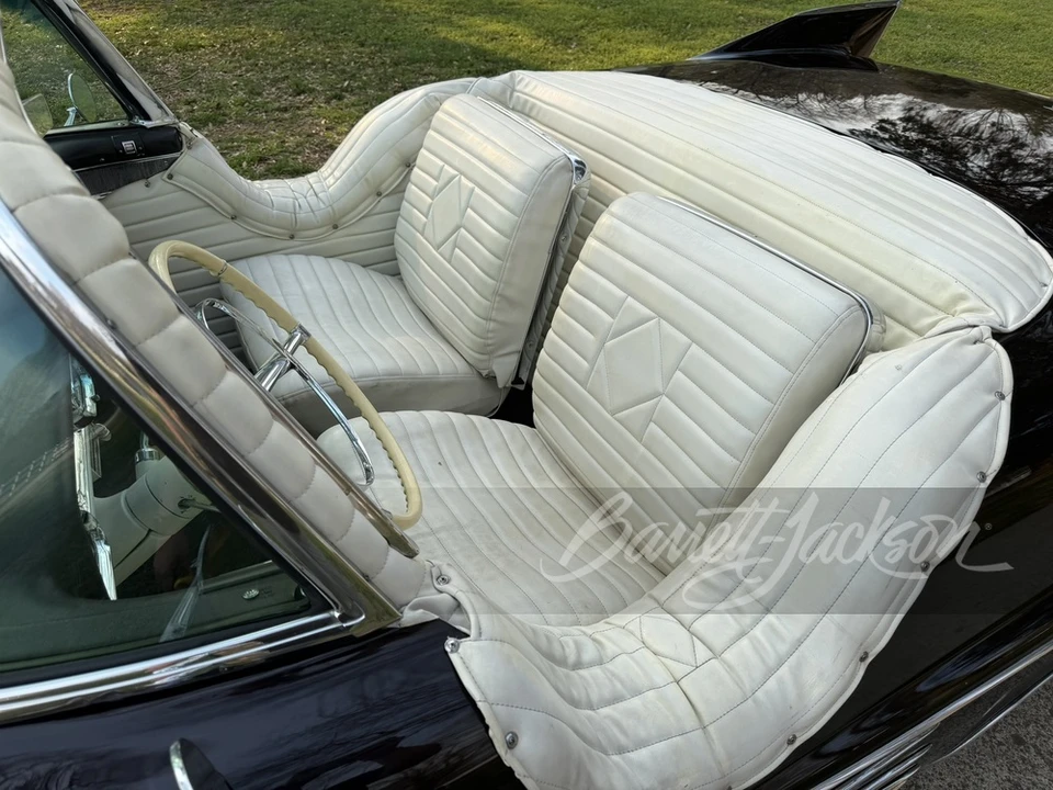 1958 Cadillac - Image 15 of 16