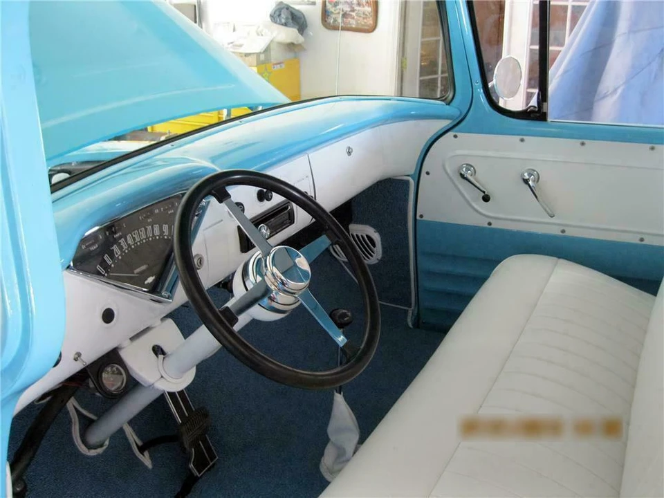 1958 Chevrolet Task Force - Image 4 of 5