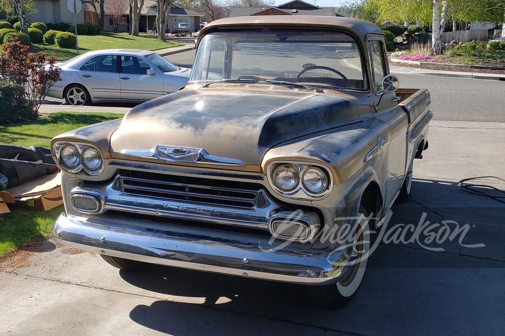 1958 Chevrolet Task Force - Image 9 of 31