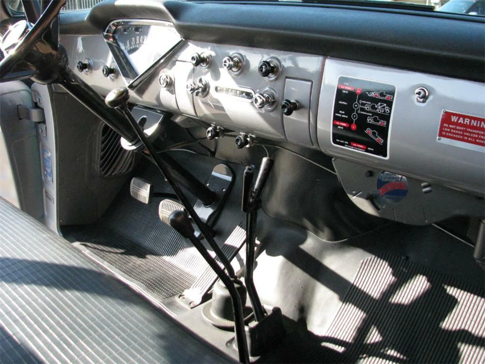 1958 Chevrolet Task Force - Image 4 of 5
