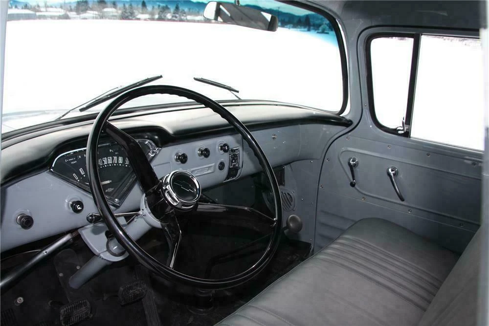1958 Chevrolet Task Force - Image 4 of 5