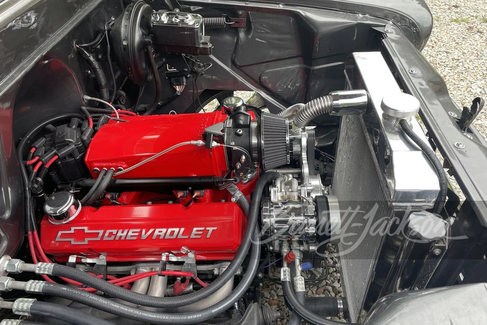 1958 Chevrolet Task Force - Image 2 of 26