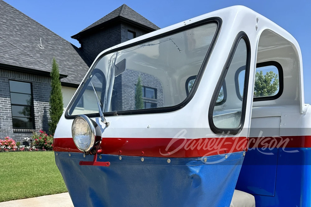 1958 Cushman - Image 8 of 17