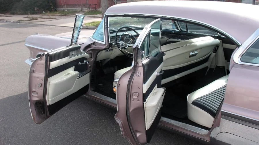 1958 Cadillac Sixty Special - Image 9 of 10